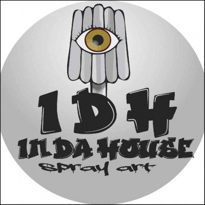 In Da House Spray Art