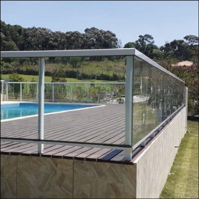 Guarda Corpo para Piscinas