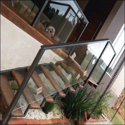 Guarda Corpo em Vidro Temperado - imagem 1