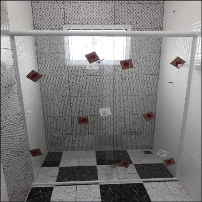 Box de Vidro Incolor