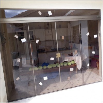 Porta 4 Folhas Vidro Temperado - imagem 1