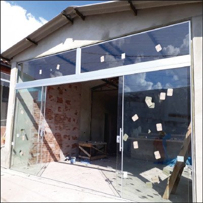 Porta 4 Folhas Vidro Temperado - imagem 1