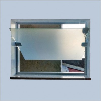 Vitrô de Banheiro Jateado com Basculante