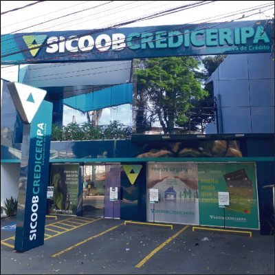 Fachada Comercial em Vidro Laminado