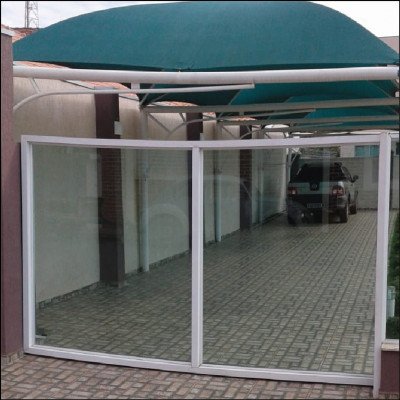 Portão de Garagem em Vidro Temperado