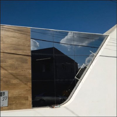 Fachada Comercial em Vidro Laminado