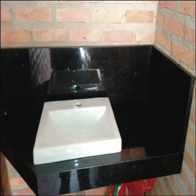 Lavatório em Mármore com Cuba