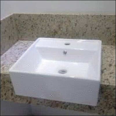 Lavatório em Mármore com Cuba