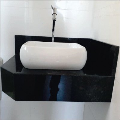 Lavatório em Acabamento Meio Esquadro Granito Preto São Gabriel