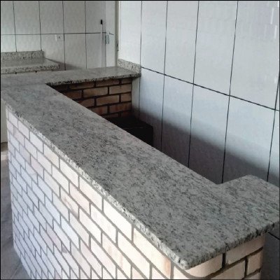 Balcão em Área Gourmet Granito Santa Cecília - imagem 2