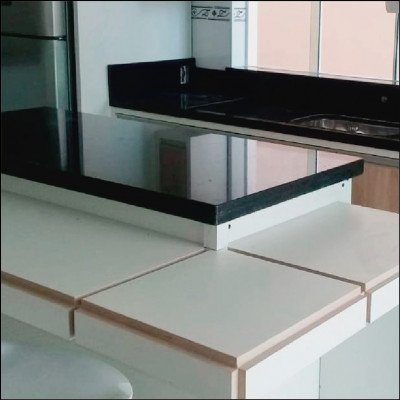 Cozinha em Granito Preto São Gabriel, Sendo Pia + Balcão + Área de Cooktop e ilha - imagem 2