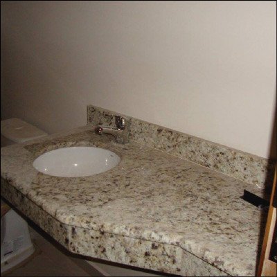 Lavatório em Granito Itaúnas