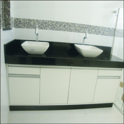 Banheiro com Duas Cubas