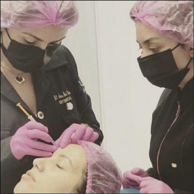 Aplicação de Botox e Preenchimento