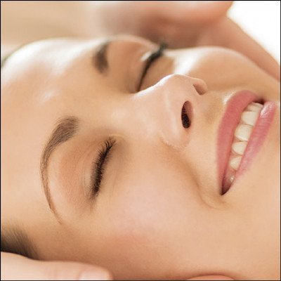 Preenchimento Facial (Ácido Hialurônico)