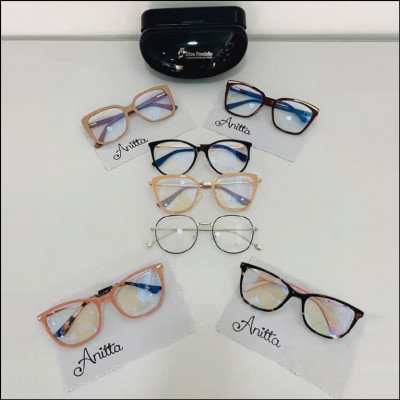 Óculos de Grau Anitta - imagem 1