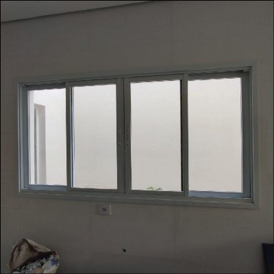 Janela de Esquadrias de Alumínio