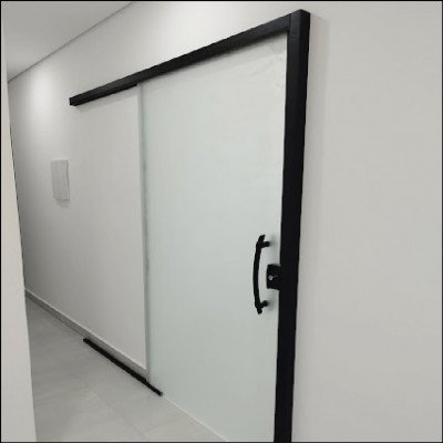 Porta em Vidro Temperado