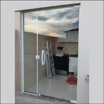 Porta em Vidro Temperado