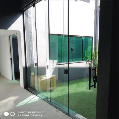 Porta de Correr 4 Folhas