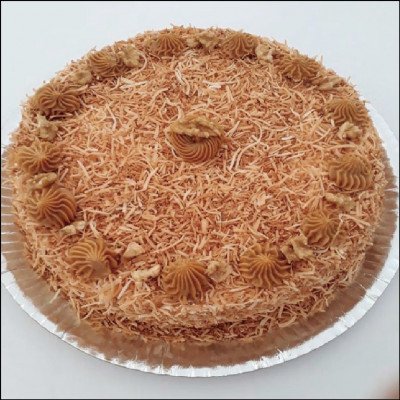Bolo de Nozes com Coco Queimado