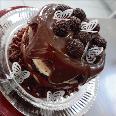 Bolo Naked Cake Recheio de Ninho com Nutella