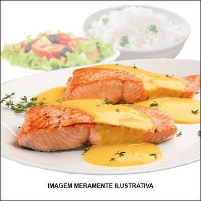 Salmão Grelhado ao Molho de Maracujá