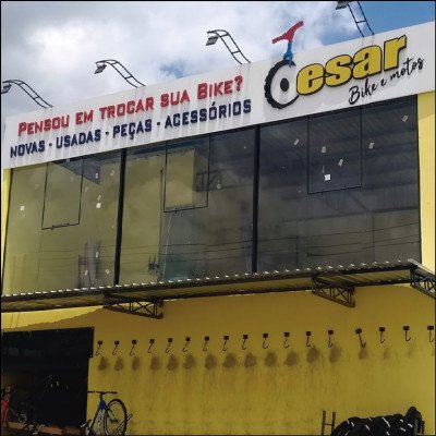 Fachada Comercial em Vidro Temperado