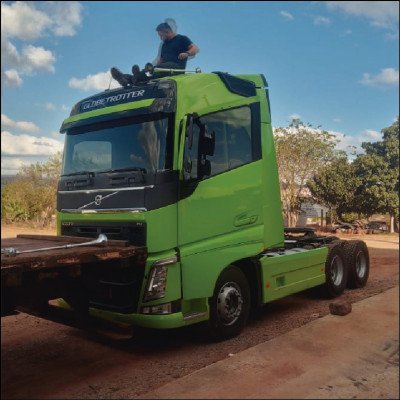 Peças e Acessórios Para Caminhões