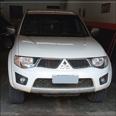 Troca do Kit de Correia Dentada, Instalação de Sensor de Ré e Polimento de Farol