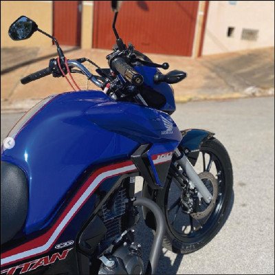 Lavagem de Moto Detalhada + Enceramento - imagem 1