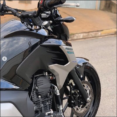 Lavagem de Moto Detalhada + Enceramento - imagem 3
