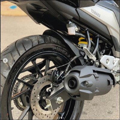 Lavagem de Moto Detalhada + Enceramento - imagem 2