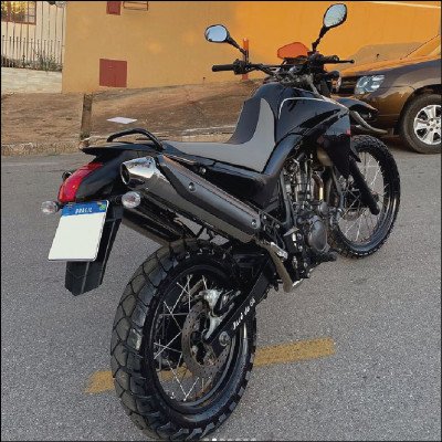 Lavagem de Moto Detalhada + Enceramento - imagem 1