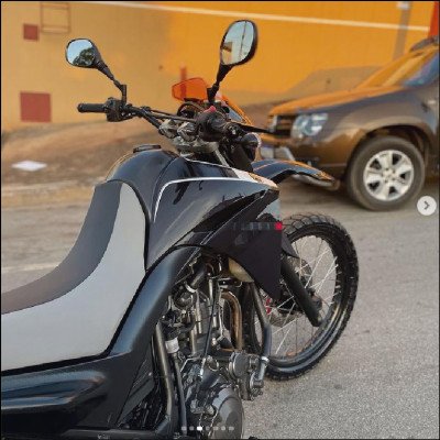 Lavagem de Moto Detalhada + Enceramento - imagem 2