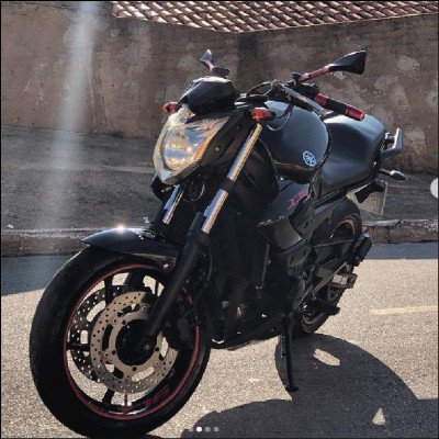 Lavagem de Moto Detalhada + Enceramento - imagem 1