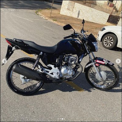 Lavagem de Moto Detalhada + Enceramento - imagem 2