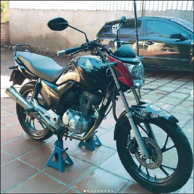 Lavagem de Moto Detalhada + Enceramento