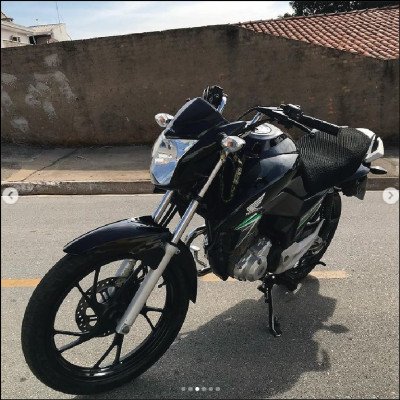 Lavagem de Moto Detalhada + Enceramento - imagem 1
