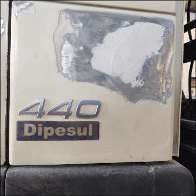 Funilaria e Pintura em Caminhões - imagem 3