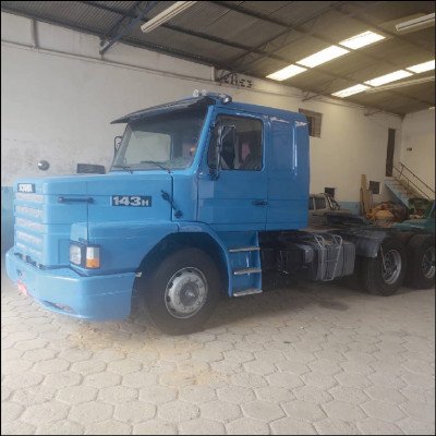 Funilaria e Pintura em Caminhões - imagem 2