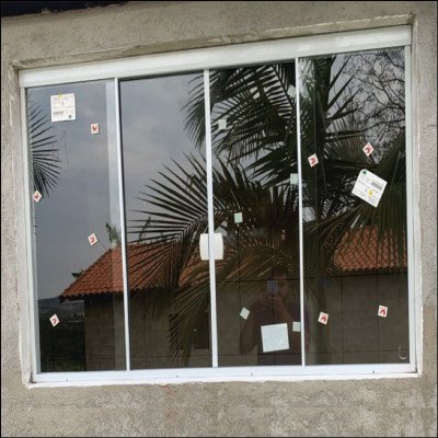 Janela 4 Folhas Incolor