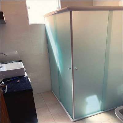 Box de Canto Incolor Jateado