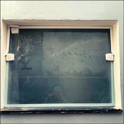 Vitrô Basculante para Banheiro