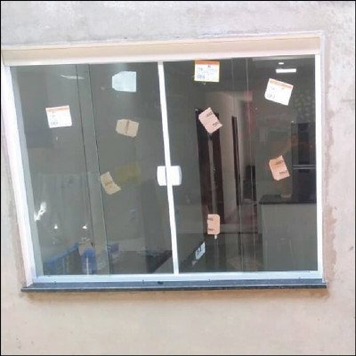 Janela 4 Folhas Incolor