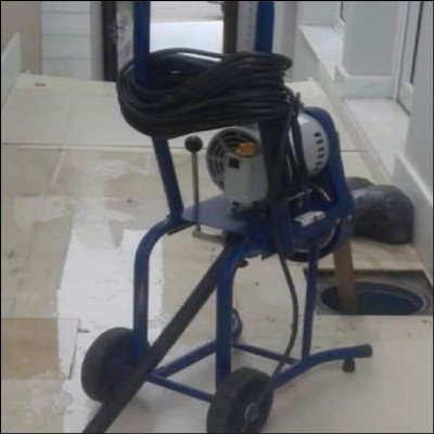 Limpeza em Caixa de Gordura