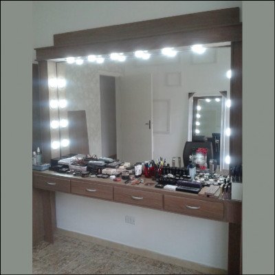 Penteadeira Com Iluminação