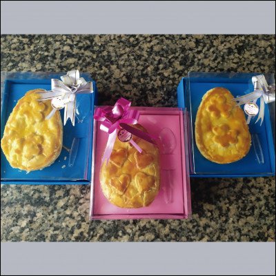 Ovo Empada de Carne Seca, Brócolis, Palmito, Camarão e Frango