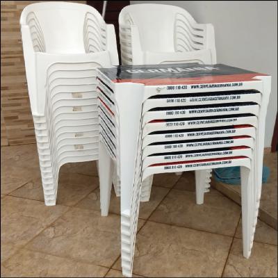 Mesas e Cadeiras Germânia