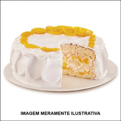 Bolo Branco de Abacaxi, Ameixa e Pêssego